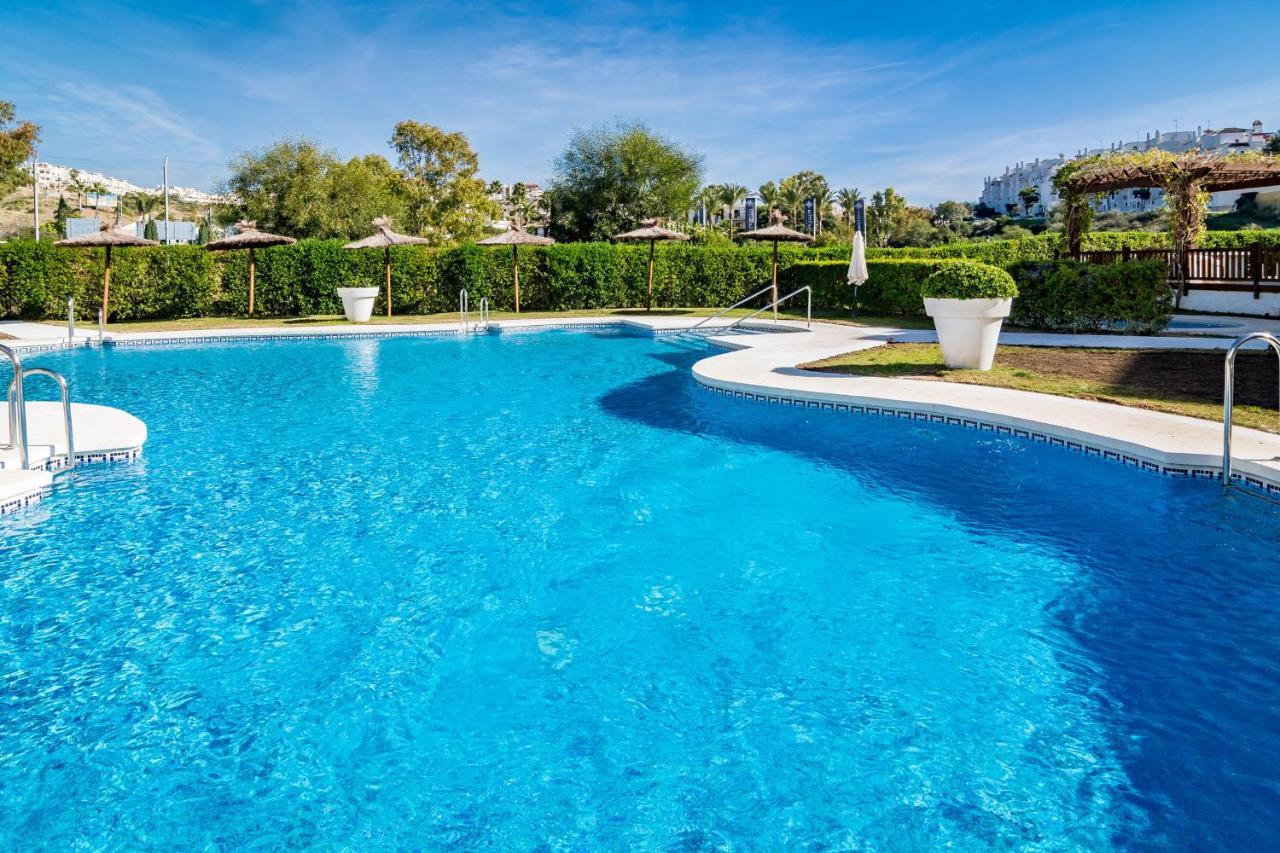 Gh-Modern 2 Bed Apartment With Pool In אסטפונה מראה חיצוני תמונה