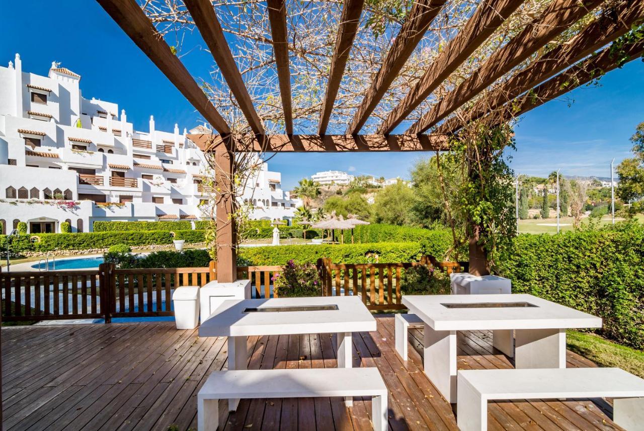 Gh-Modern 2 Bed Apartment With Pool In אסטפונה מראה חיצוני תמונה